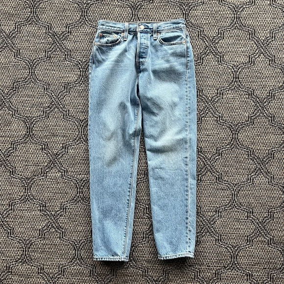 Levi's Denim - Levis Pants Women's 26 Light Wash Premium Denim Jeans Button Fly Wedgie Fit